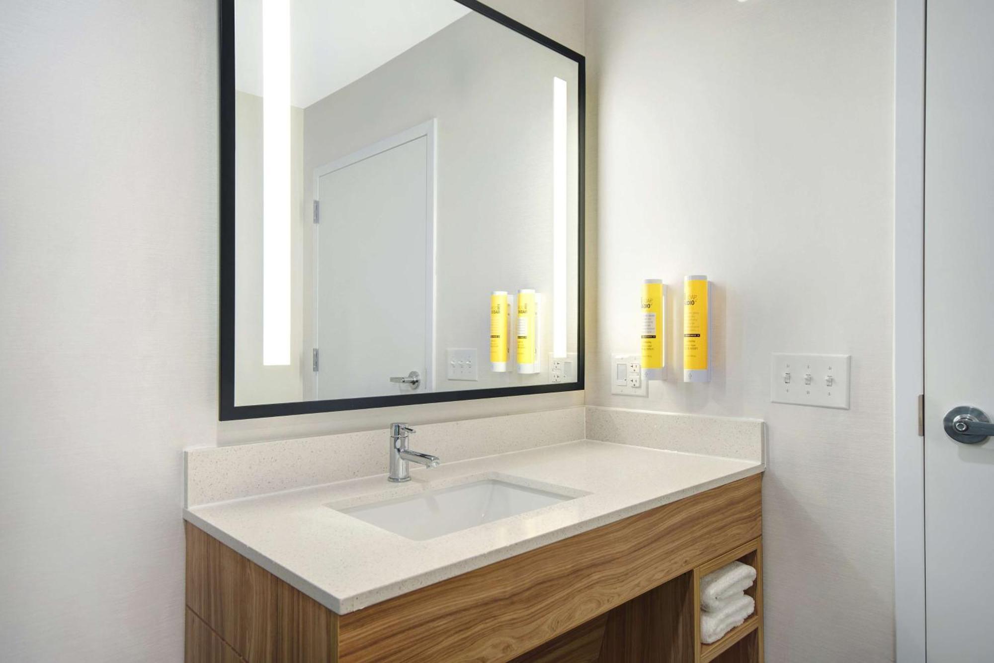 Tru By Hilton Wake Forest Raleigh North Экстерьер фото